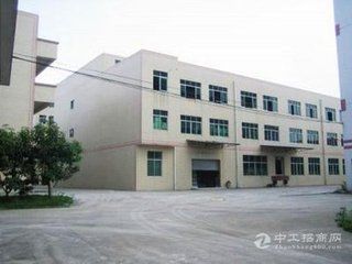 深圳平湖华南城附近1280平厂房出租,该厂房位于成熟工业园区内,厂房有水电,地坪