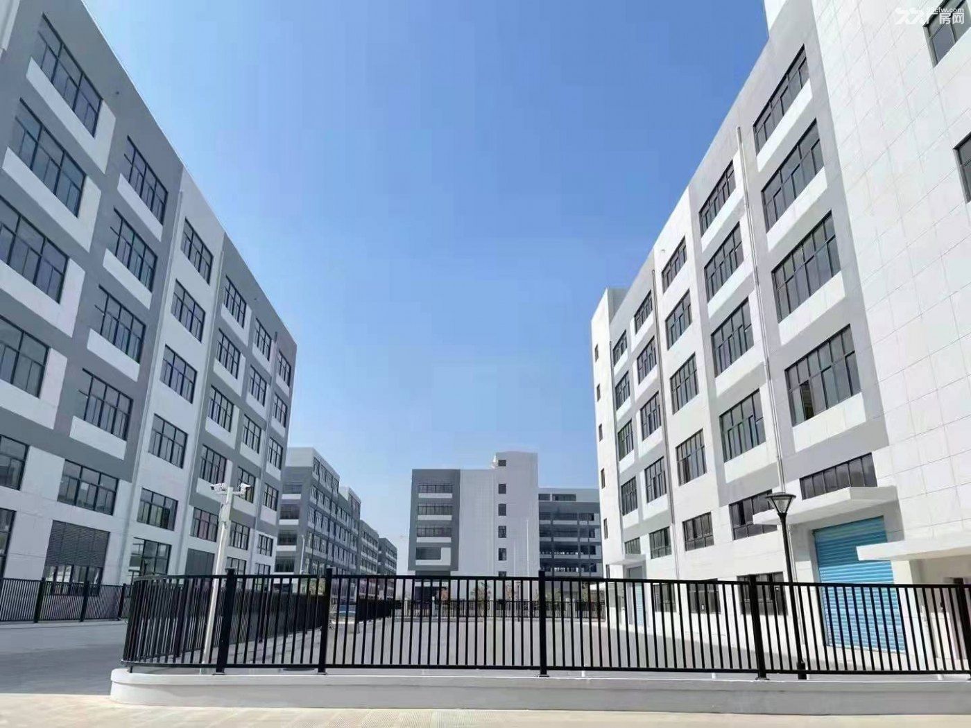 独门独院厂房出售 赠送院子 产值齐全 可按揭 - 3
