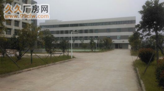 武汉经济开发区可口可乐1200m2钢构15T行吊供500KW