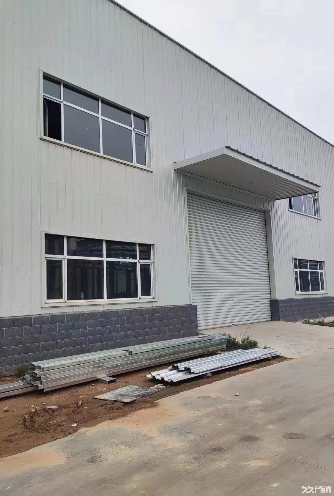 出租石家庄藁城区正无路附近园区厂房950平