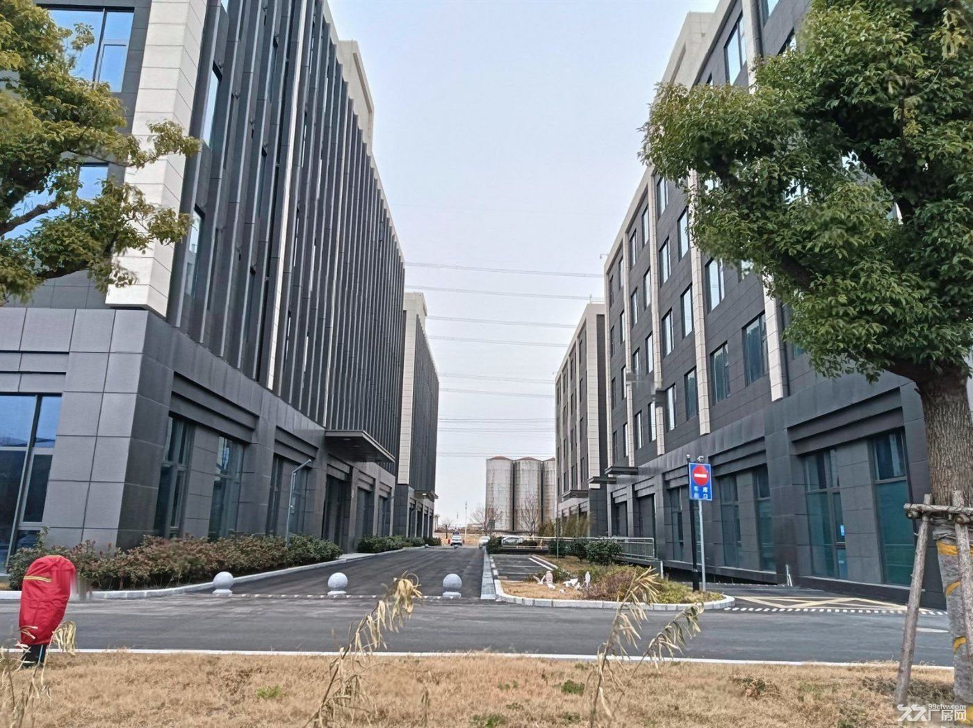 青浦赵巷全新园区824平1200平独立层面超长免租期停车免费 - 4