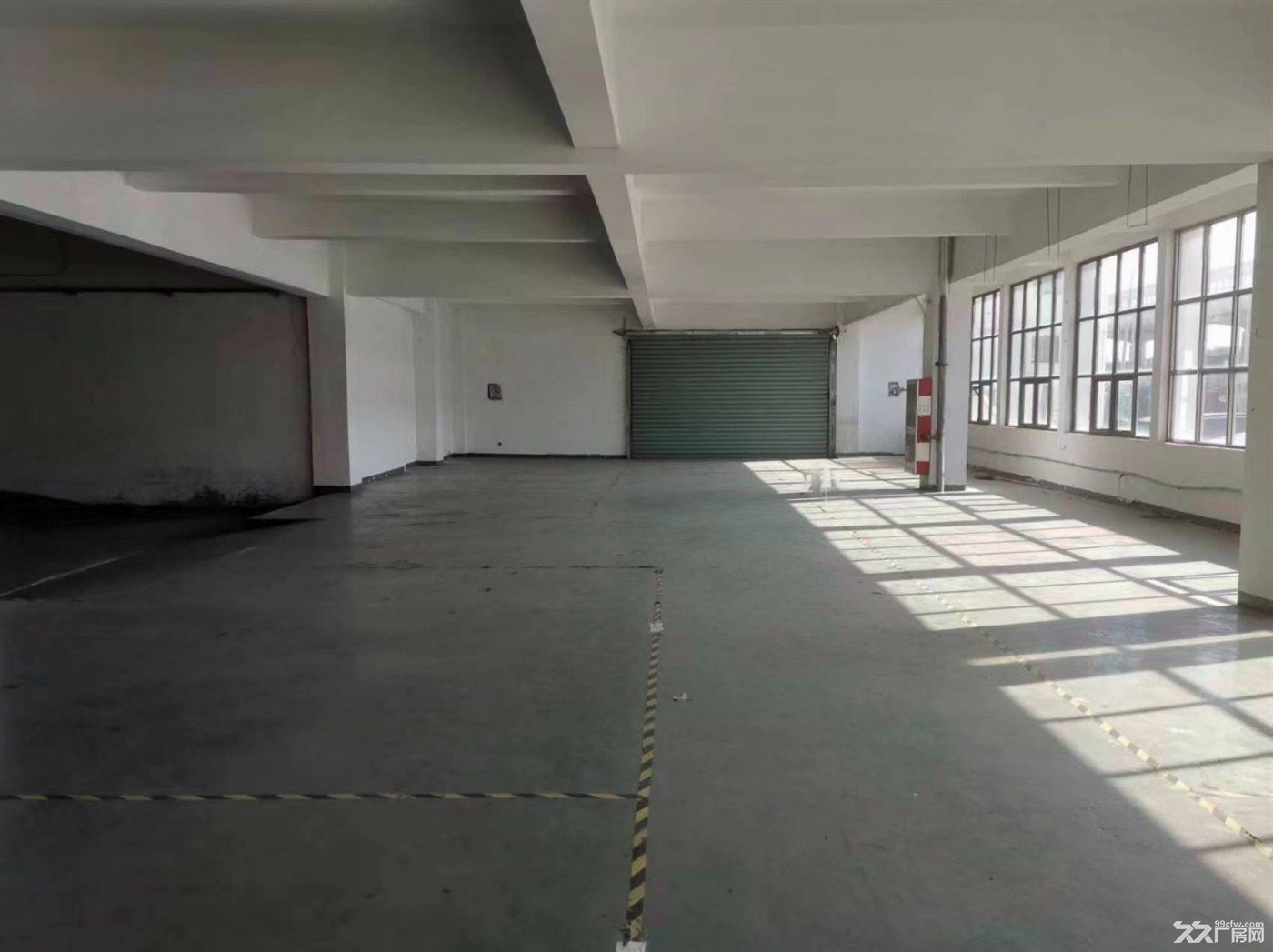 房东出租:赵巷地铁附近 一楼510平 厂房 仓库招租 可分租 大车好进 - 4