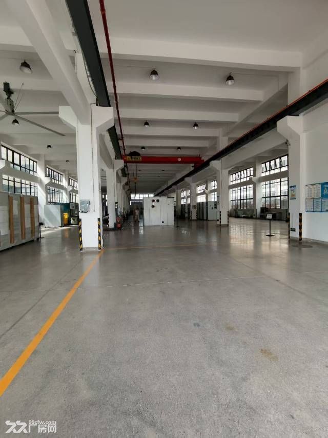 8米高标准一楼厂房带行车出租,金刚砂地面 - 2