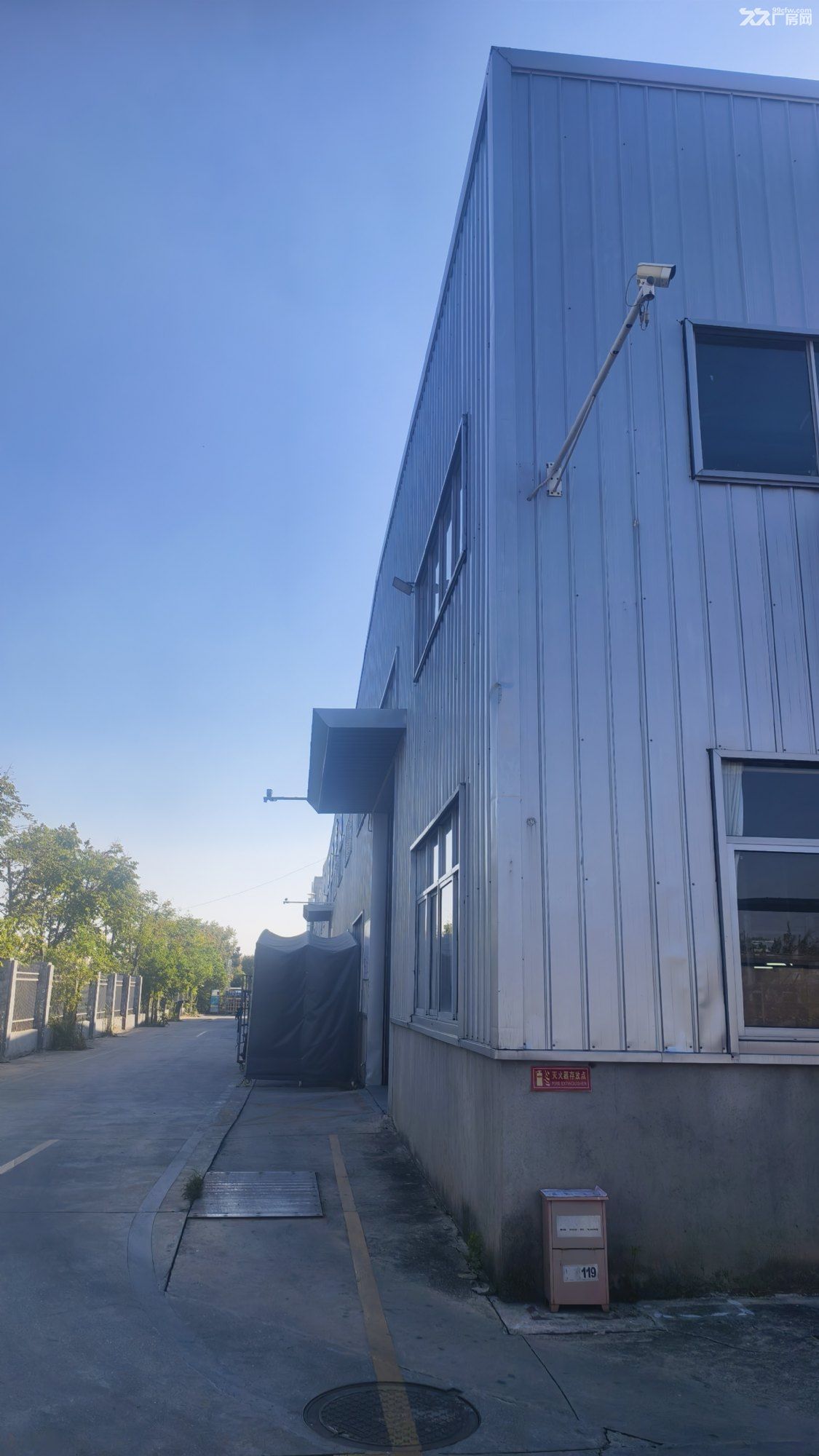 小蓝工业园独院钢结构厂房3栋共12000平出租 - 2