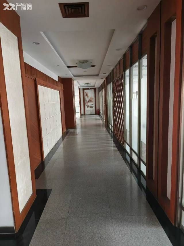 寮步汽车城附近原房东园区二楼整层3000平方厂房出租豪华装修 - 3
