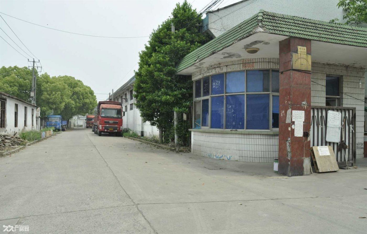 房东直租:南翔小型独立厂房仓库出租700平米 无公摊 房东直租 - 4