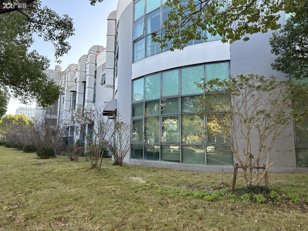 张江高科，2层独栋，4300平，可研发，生产，仓储，实景拍摄 - 2