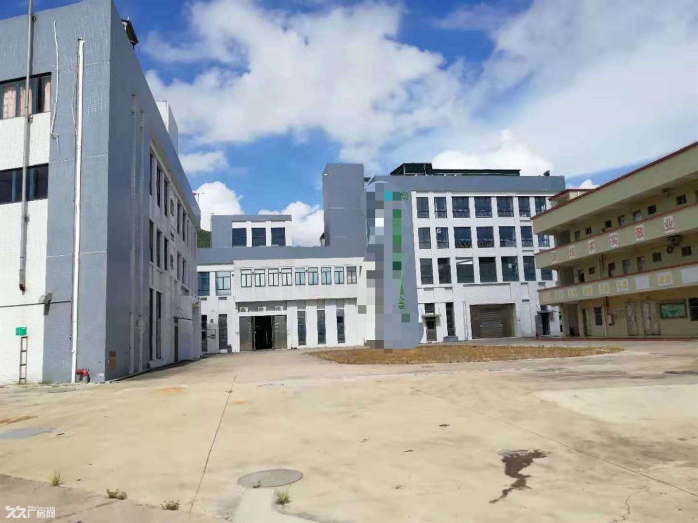 珠海市金湾区南水精细化工区独院化工厂房出售占地13000平方米，建有一栋厂房一栋仓库 - 4