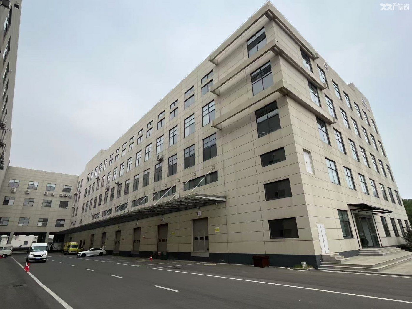 东湖高新区光谷七路2460㎡仓库直租 - 7