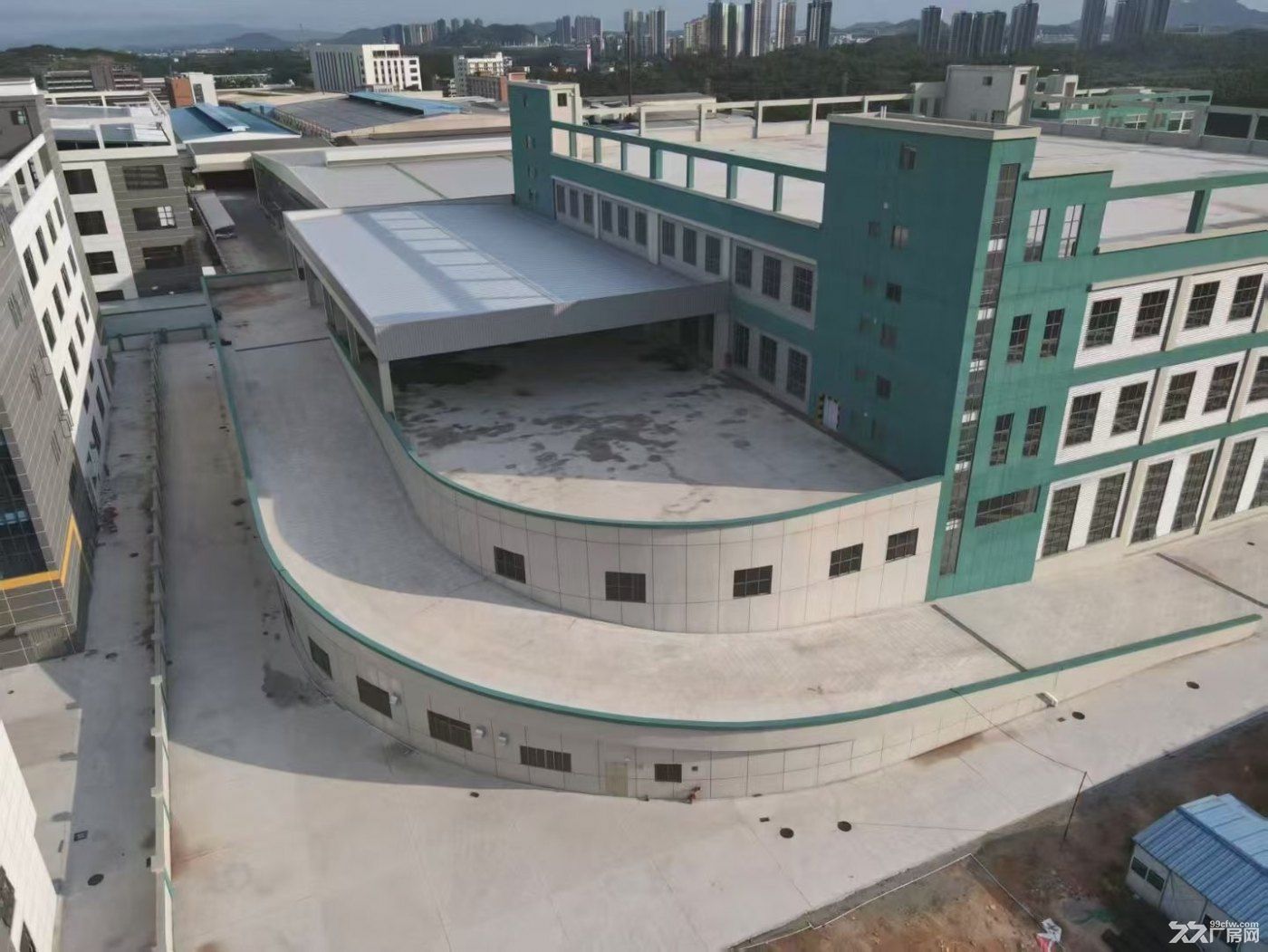 鹤山市鹤城镇标准厂房出租 - 4