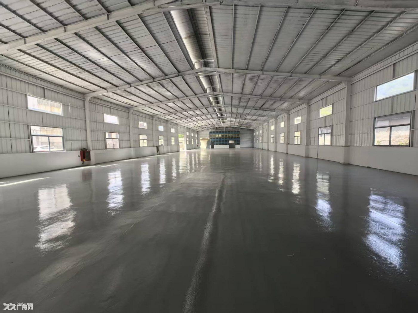 龙华大和工业区一楼2200平厂房出租 - 3