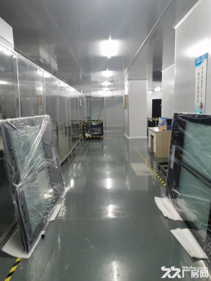 龙华新出楼上2700平无尘车间出租,口罩行业可用,可办环评