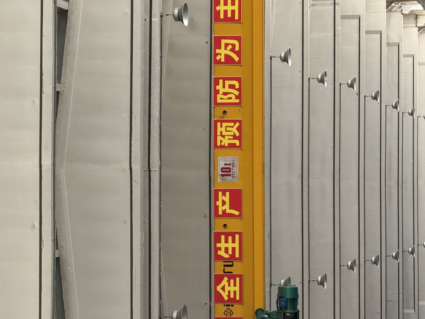 独栋厂房带行车20吨共4跨位置美丽价可谈可环评 - 7