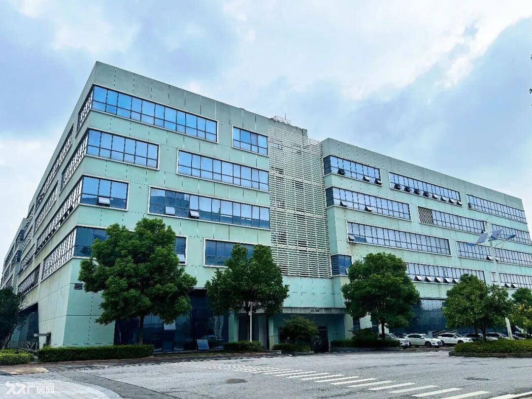 (7号线地铁口,简装厂房招租)园区配套完善·地理环境优越!