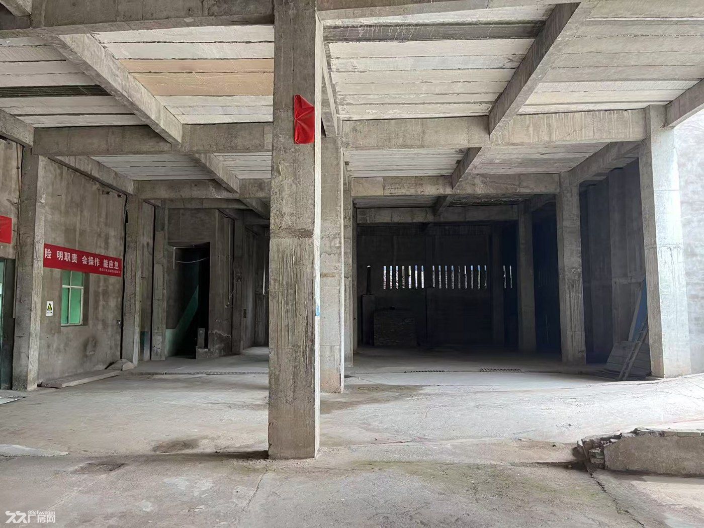 沙坪坝井口工业园附近独门独院厂房仓库展厅出租 - 5