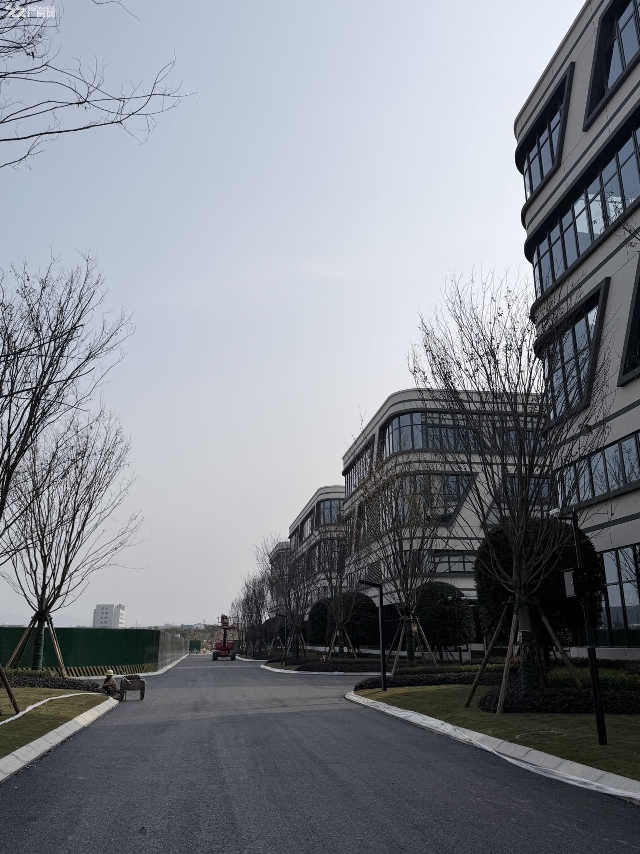 租售双流蛟龙港标准厂房,分层独栋,1100平起