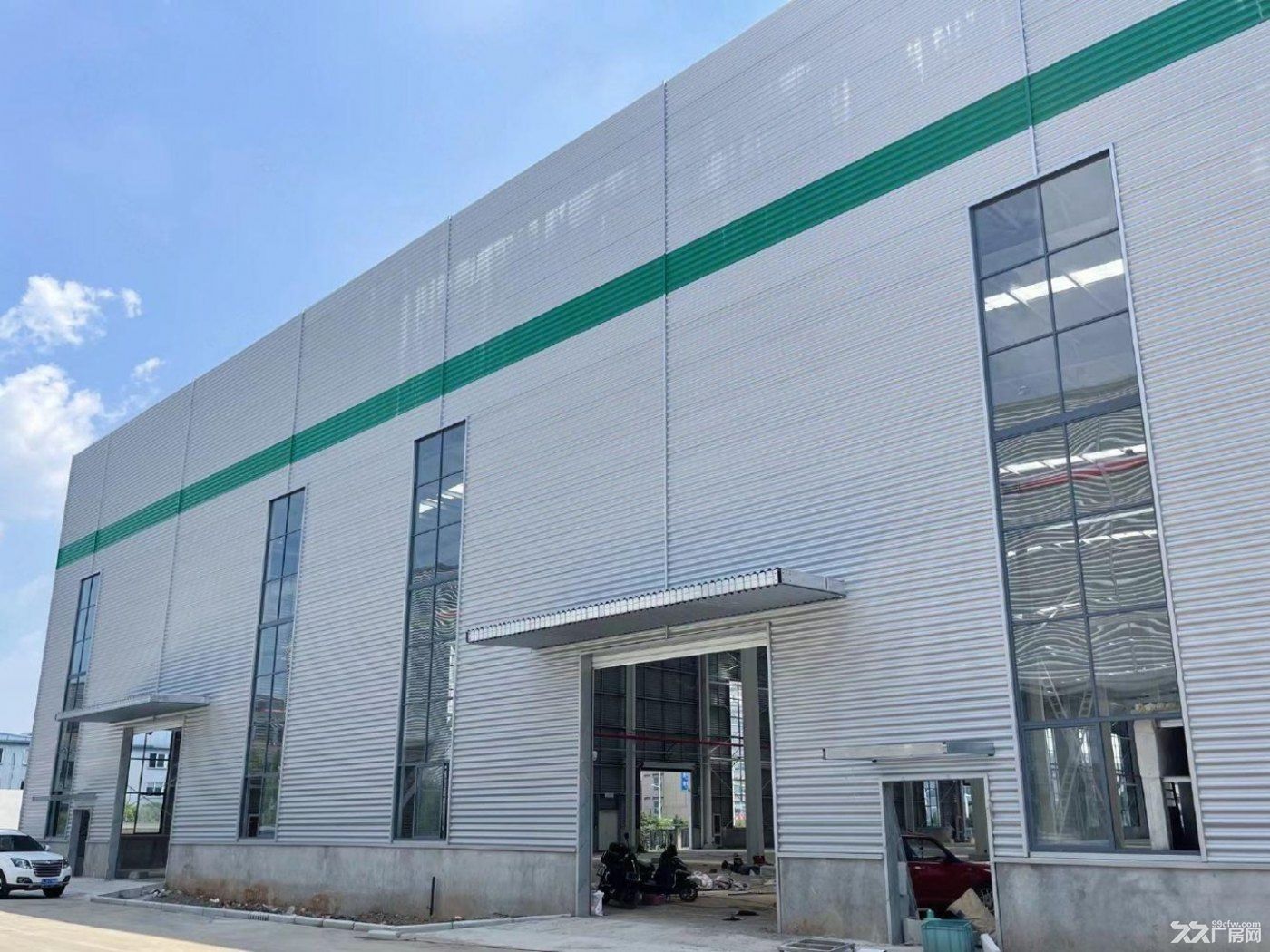 房东直租)江夏大桥4900平全新独栋厂房,带行车