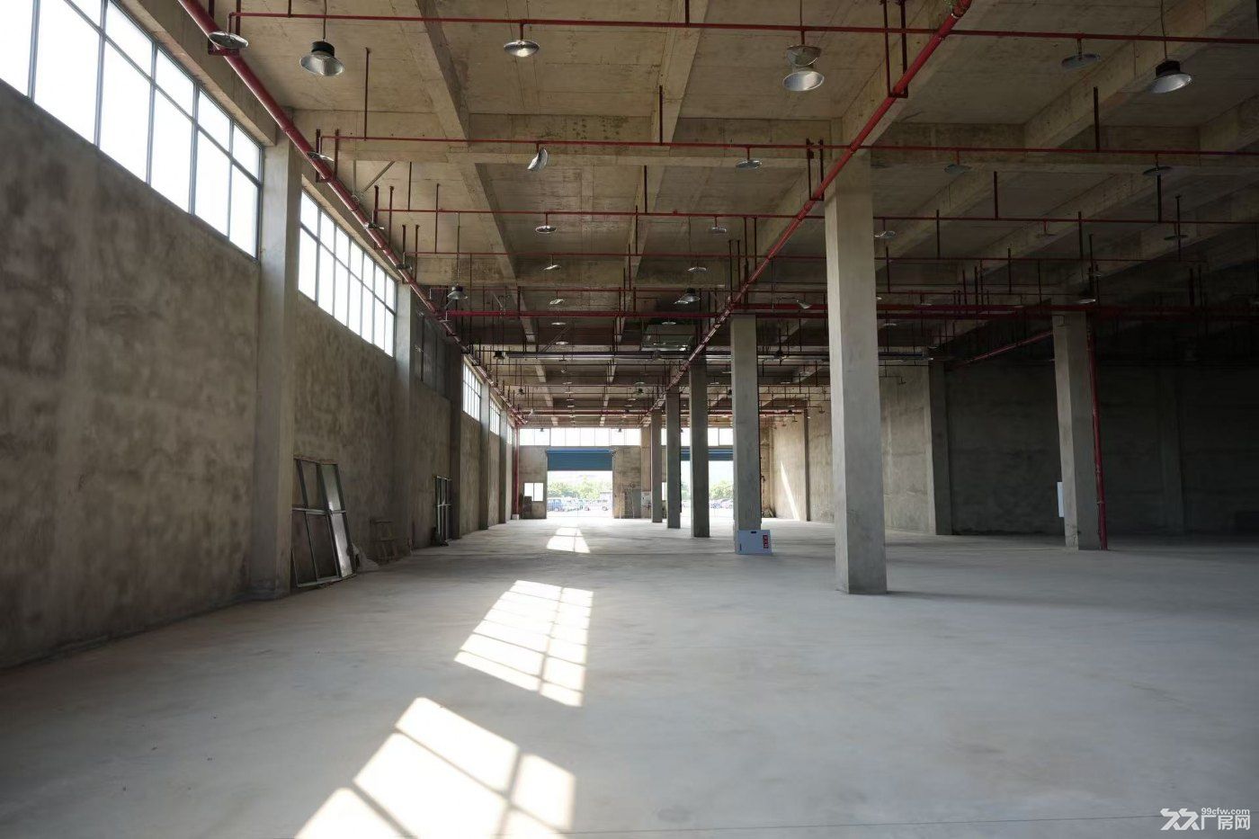 重庆市潼南区江北火车站10000㎡标准厂房出租 - 3