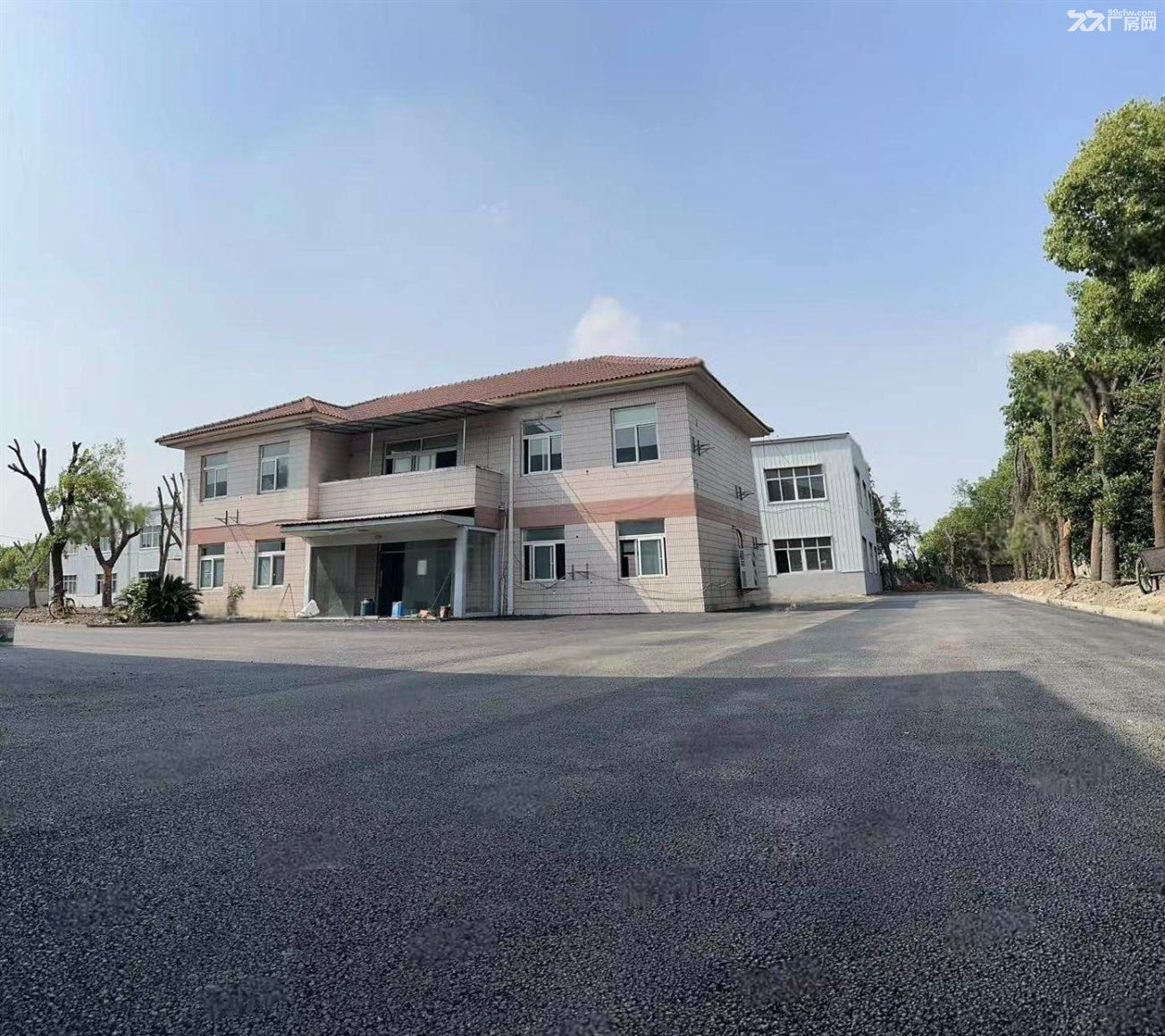 无:房东直租:独门独院主干道旁形象好,白鹤新空出独门独院厂房2200平 - 7