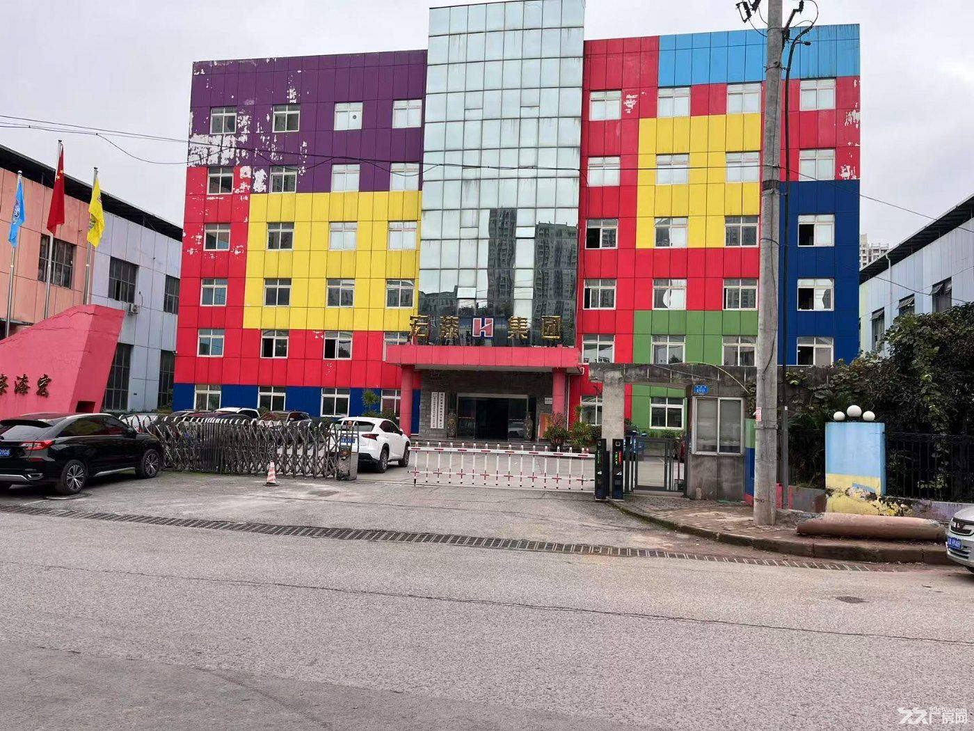 重庆西站对面二郎附近上桥工业园标准厂房仓库出租 - 2