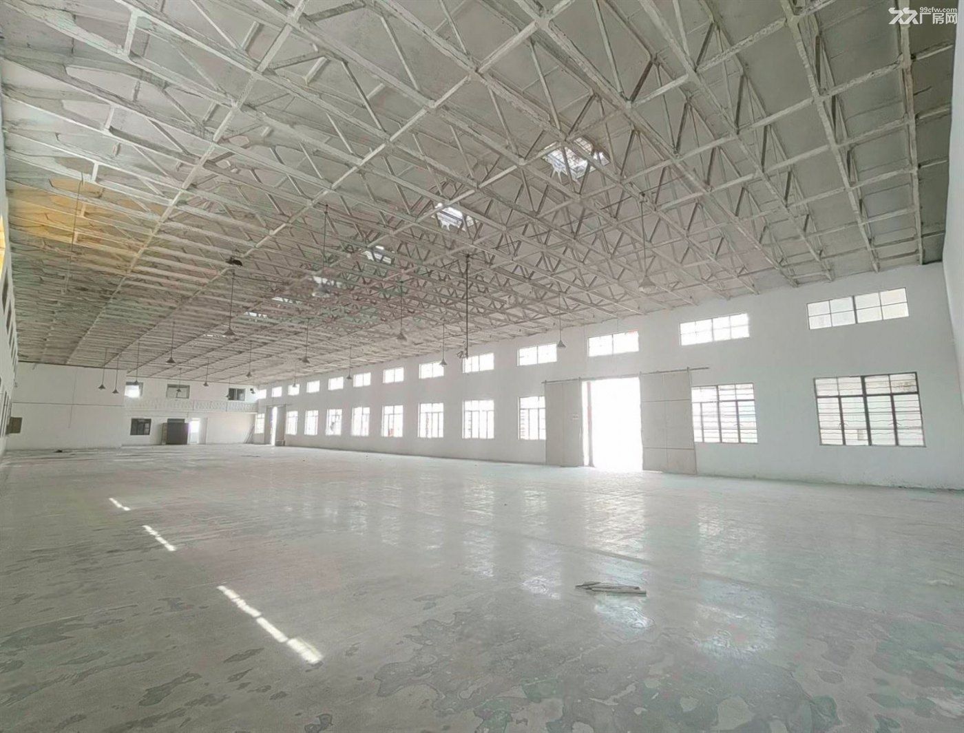 房东出租：独门独院1700平 没有公摊 层高9米有7间宿舍 可做厨房 - 2