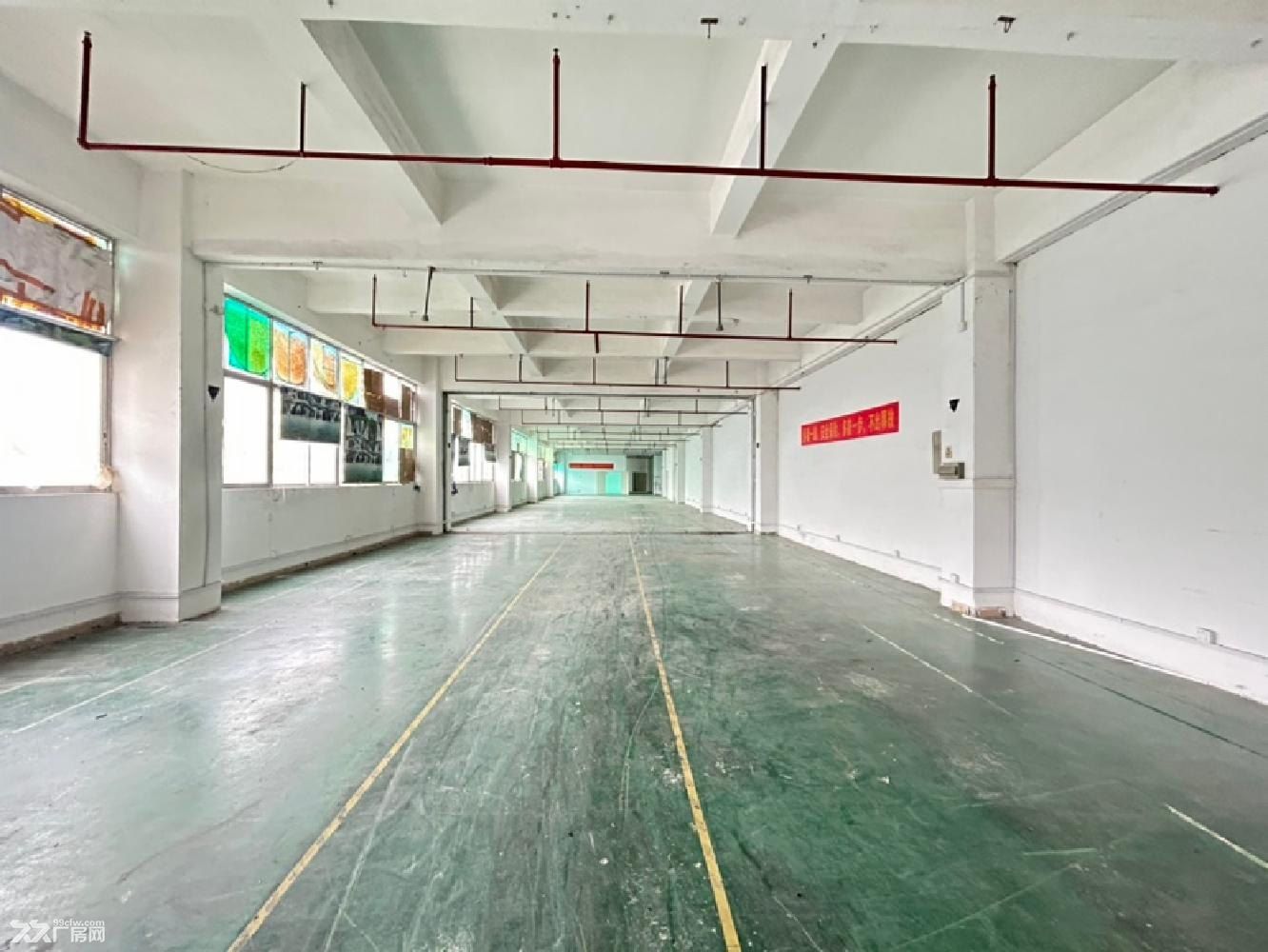 深圳福永地铁站附近大型工业园区楼上2000平精装修厂房出租 - 4