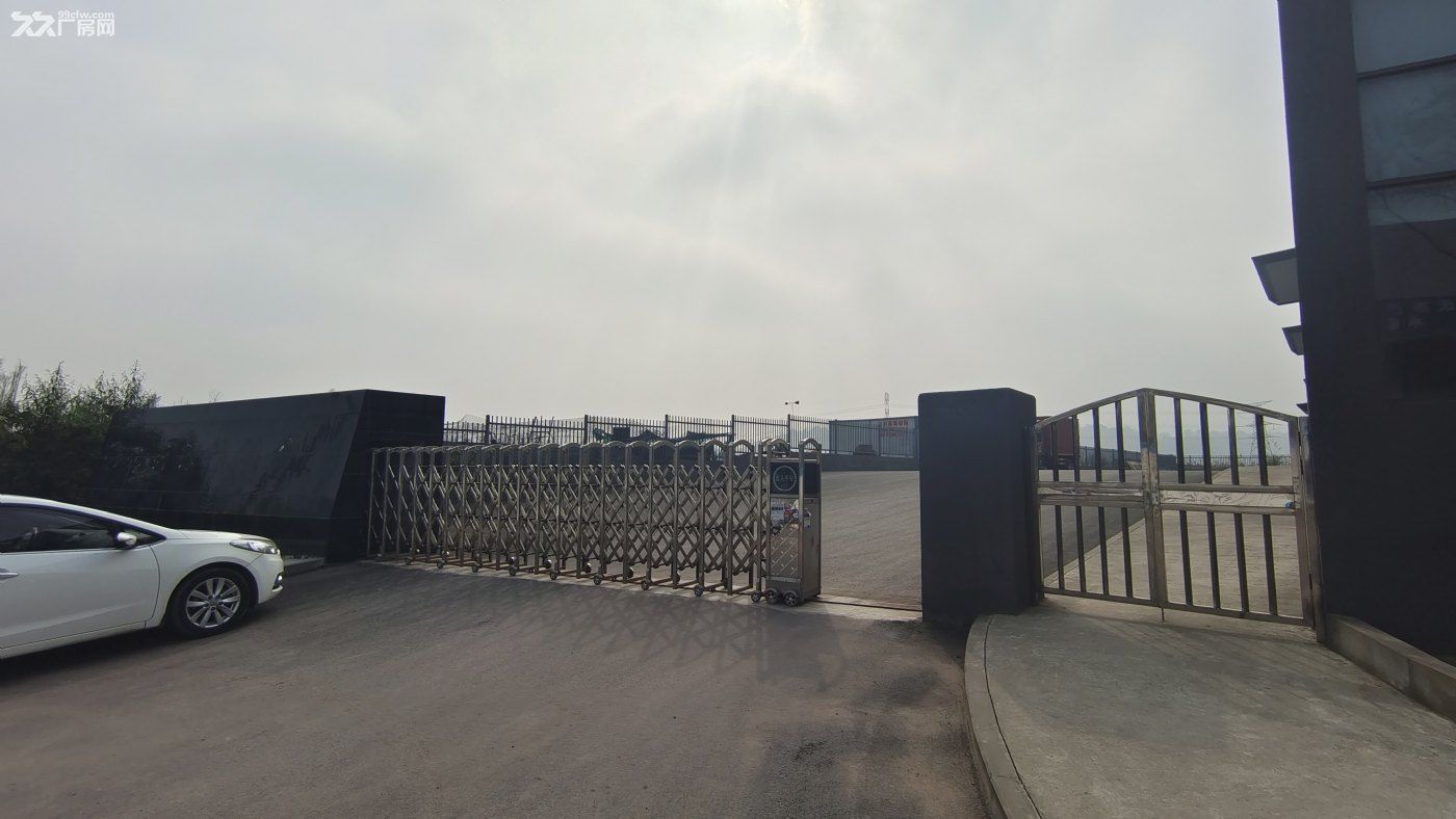 高标厂房 水电气三通 赠送1000平空坝