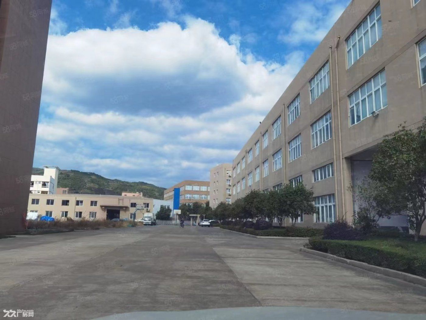 万全工业区厂房7000平米占地10亩独门独院出售
