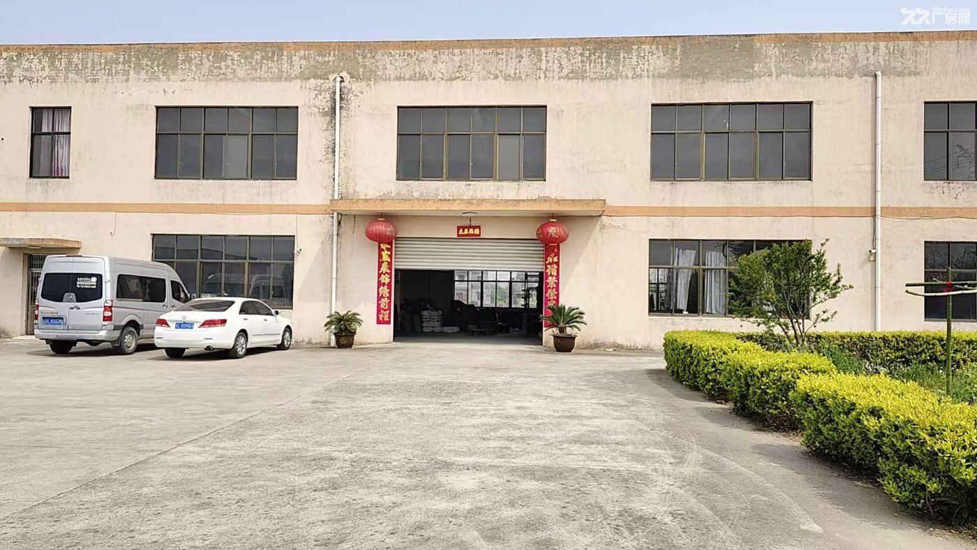 厂房二楼出租价格便宜,房东可装电梯