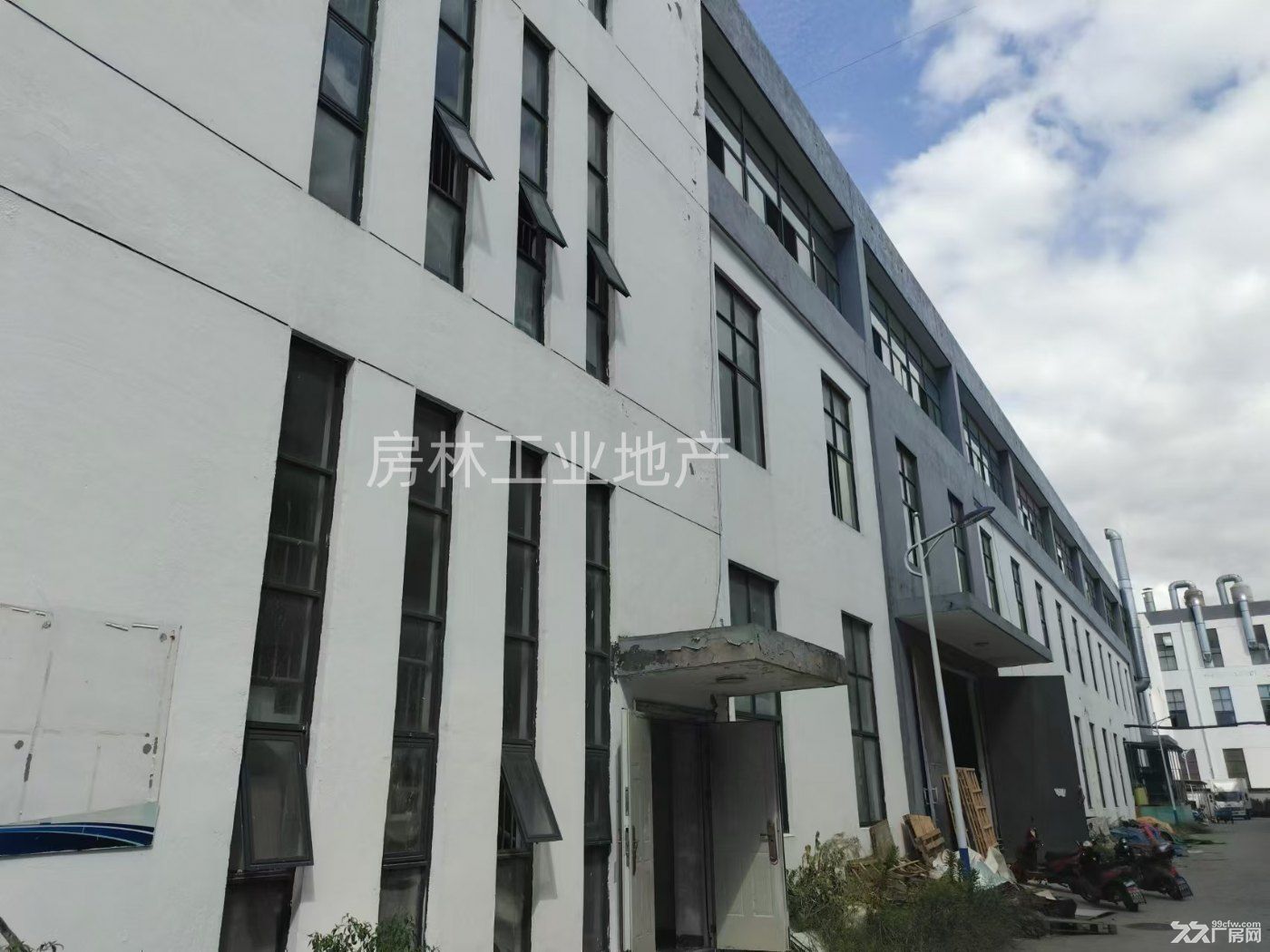 南通 海安市 独栋砖墙厂房 丙类消防 配货梯 有喷漆环评
