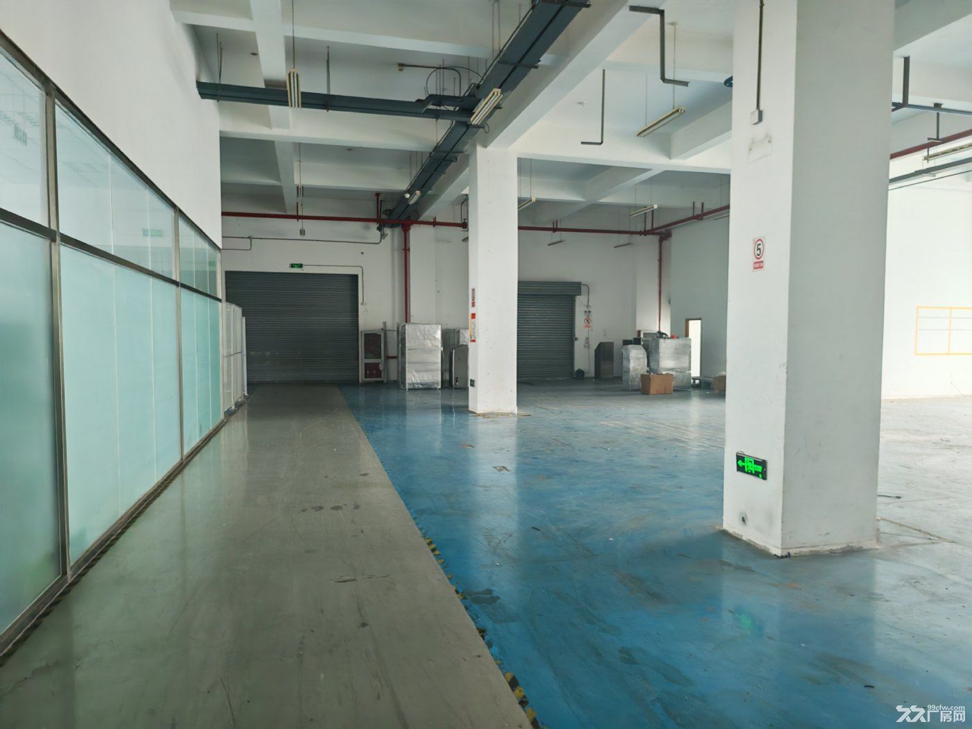 空港一楼可分租,集中供暖正规园区手续齐全,可生产仓储组装研发等