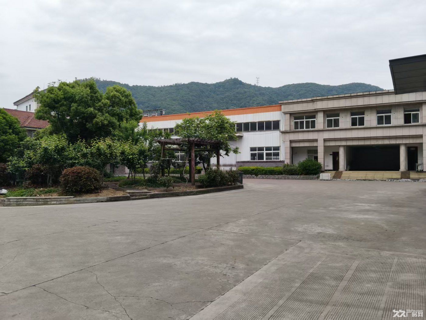 临安锦城街道1000方单层/2000方标准厂房出租