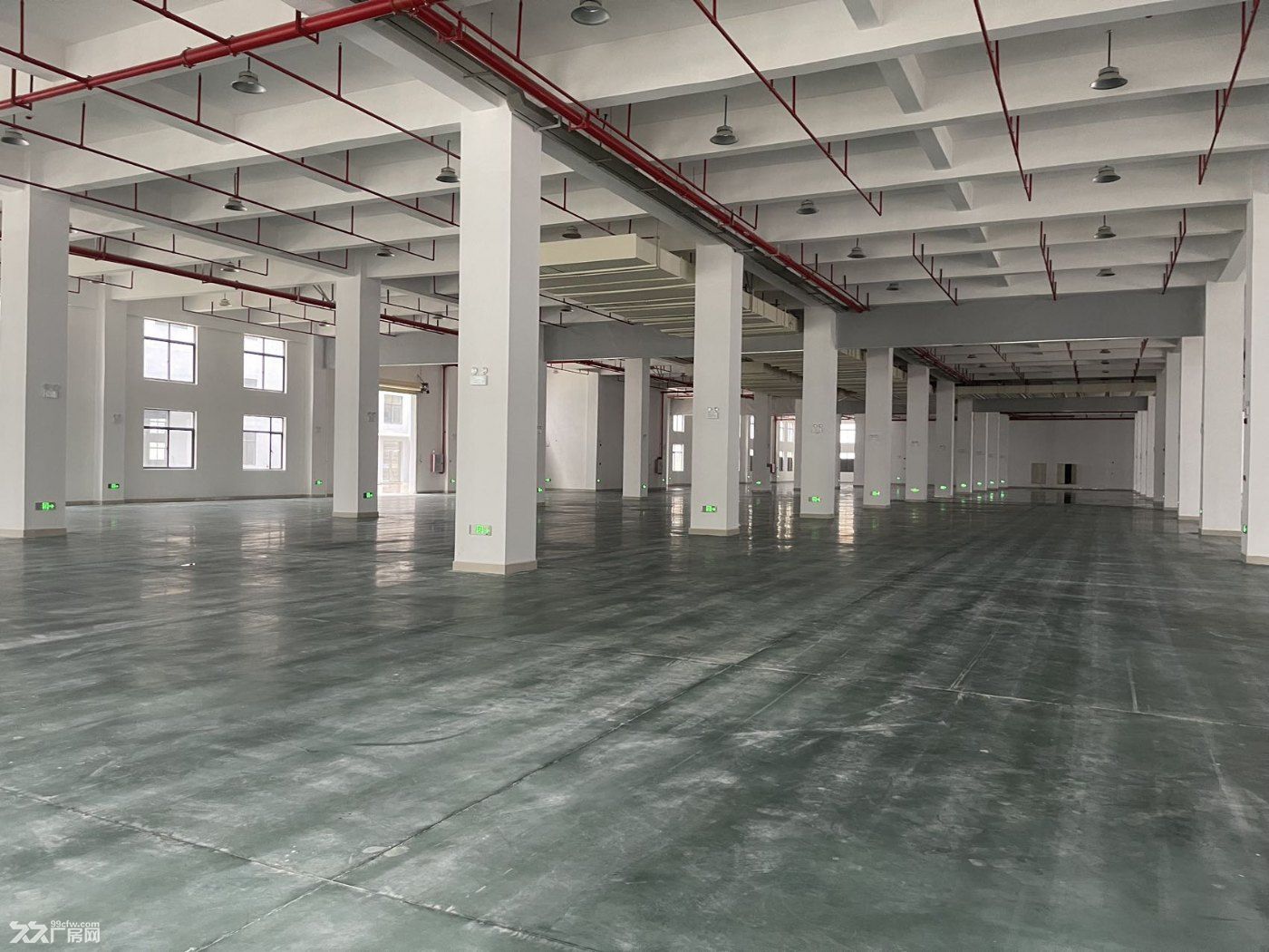 广州市增城经济技术开发区永宁街道厂房出租，一楼价格25，楼上价格13 - 4