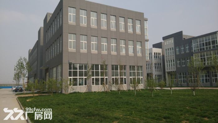 东莞市厚街镇11000平方独院厂房出售(国有证件)