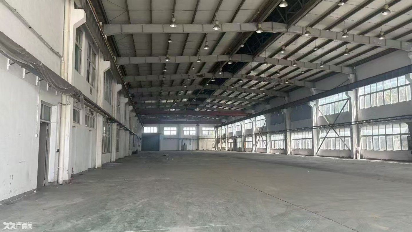 青浦工业区13000平单双层厂房出租，可分租