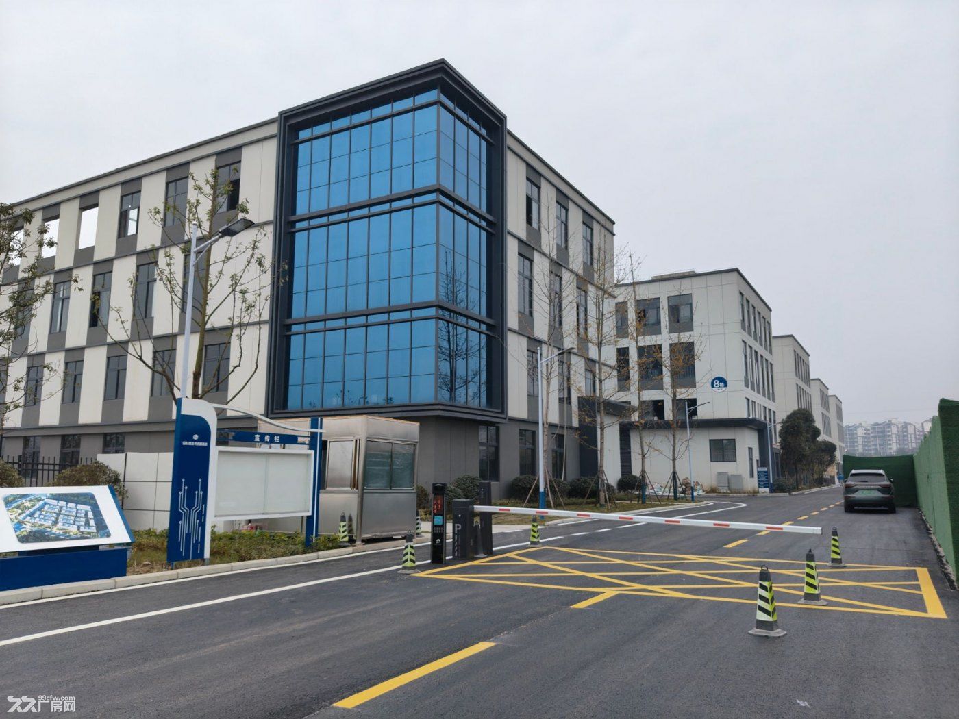 广汉 1700㎡框架厂房 50年产权 送超大露台 - 2