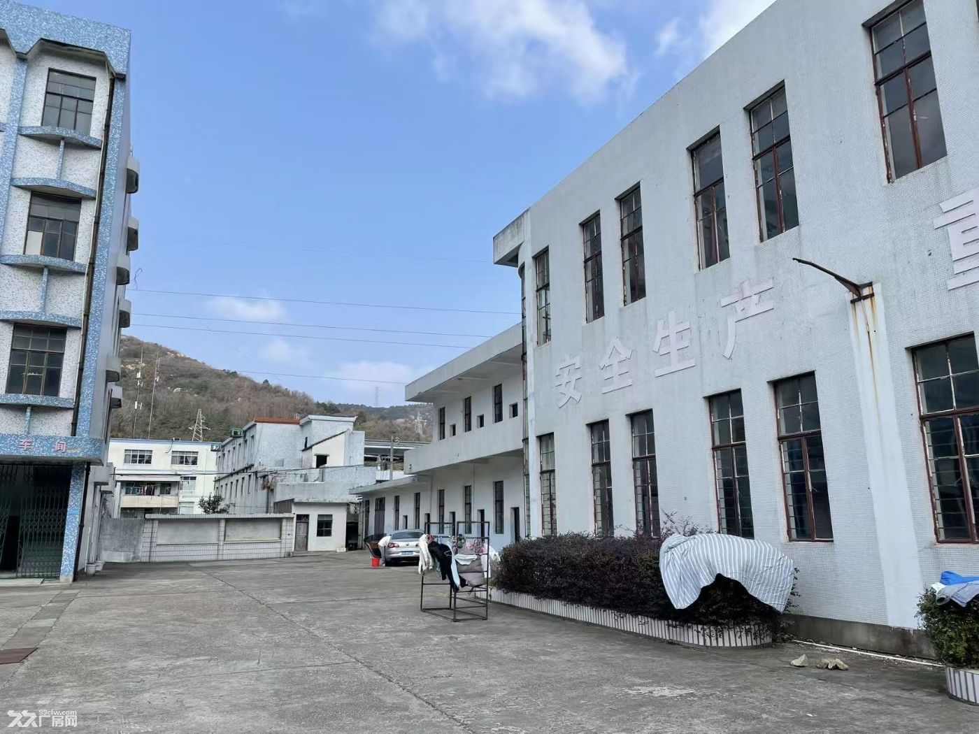 象山县爵溪镇独院厂房12亩，6400平方米