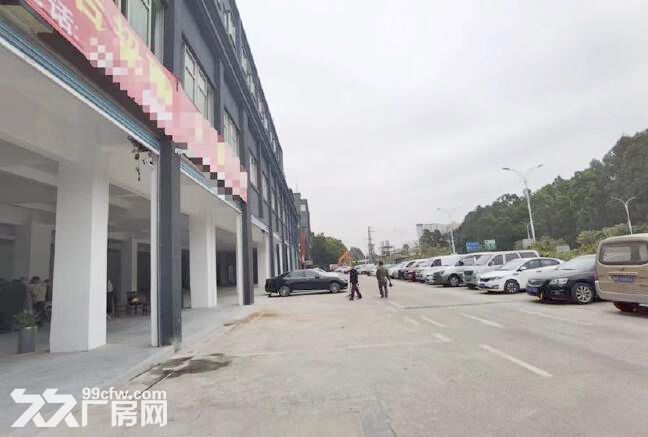 龙华民治地铁站附近新出一楼厂房1000平，可做4s店，空地大，车位充足 - 2