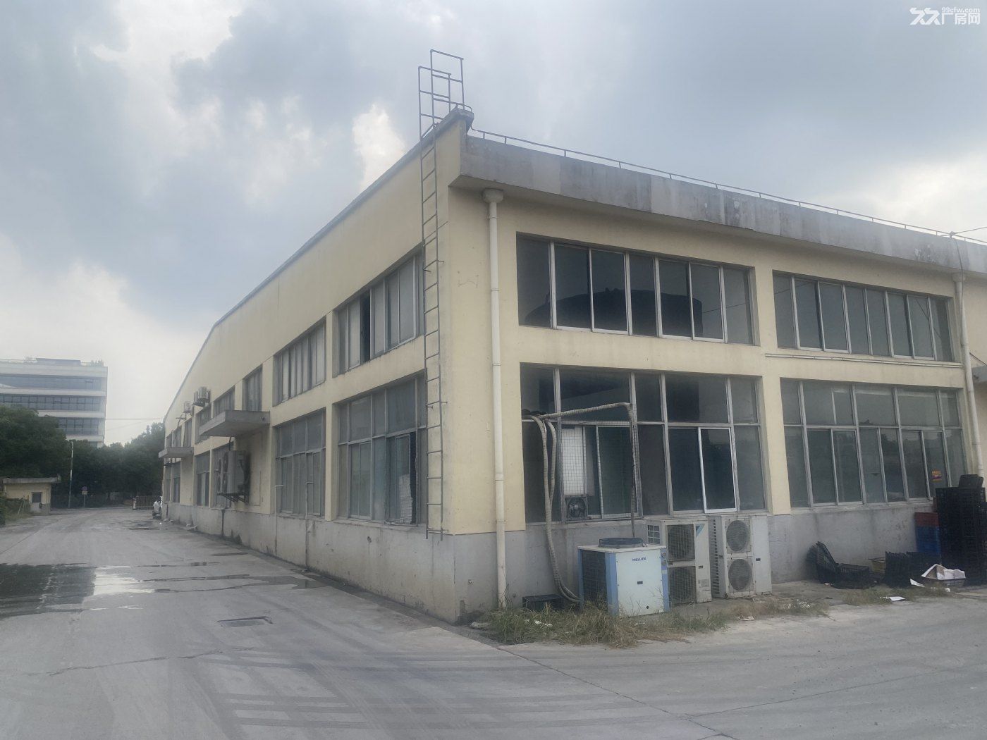 标准厂房3600平方,空地将近3.6平方 - 4
