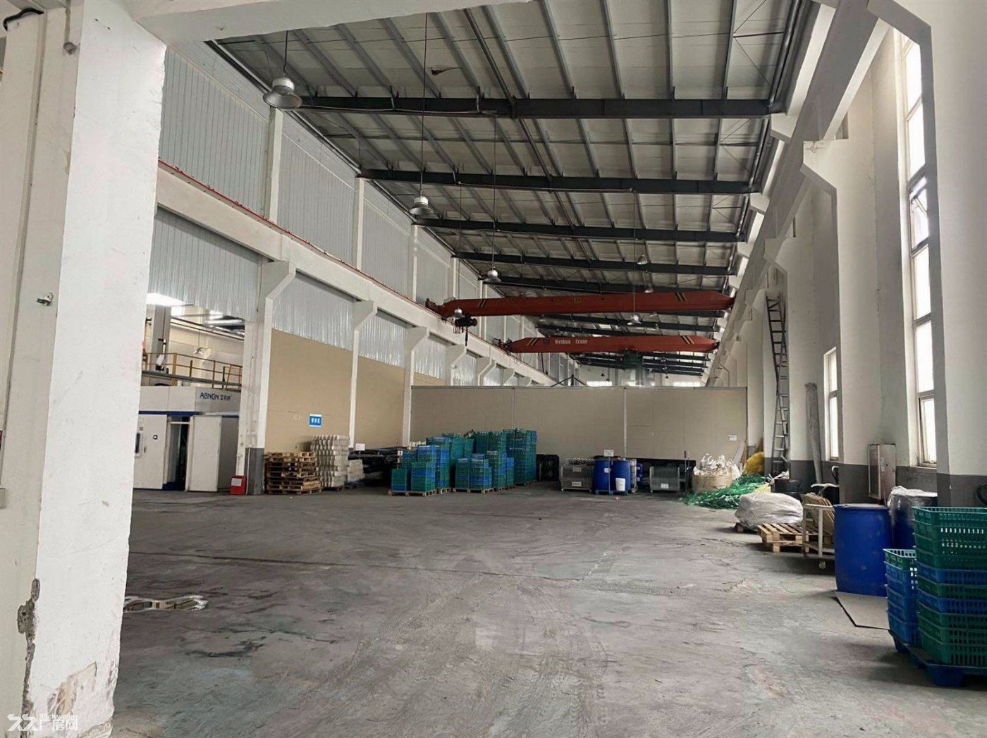 免;:外冈东区 带喷漆环评 原房东出租 带行车大空地 环境优美