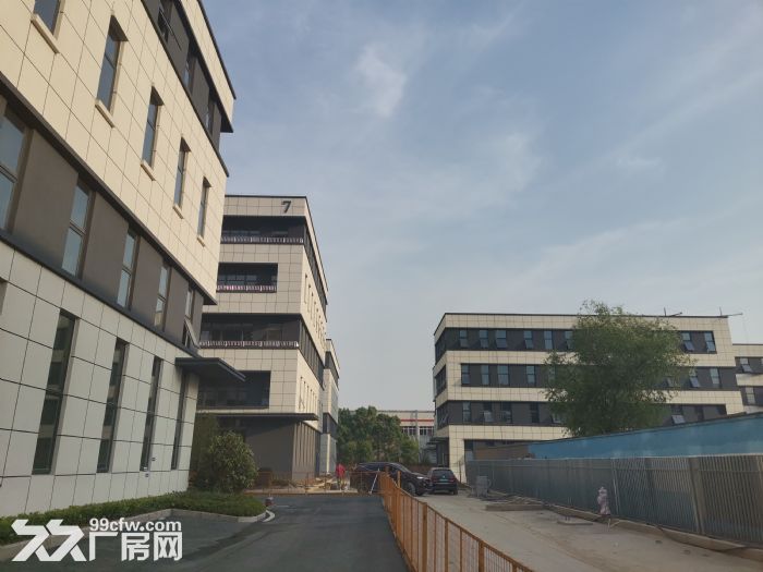 50年产权标准厂房2369平可注册可环评 - 4