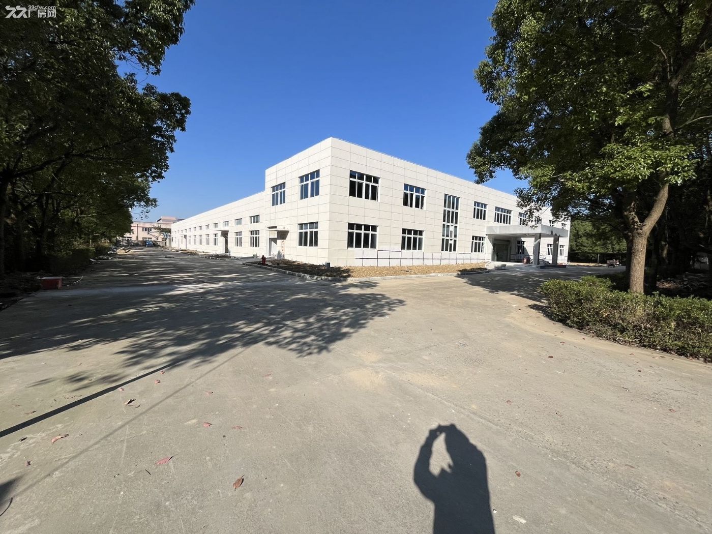 友谊联华路独门独院3600平方厂房出租