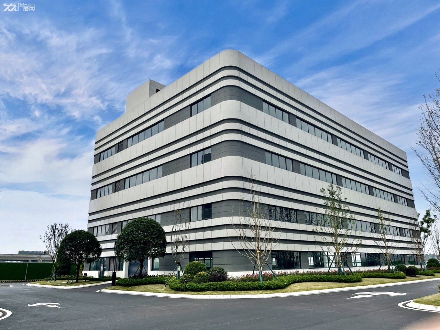 天府新区新兴工业园,紧临龙泉,全新独栋分成园区,可享受政府租金50%补贴 - 4