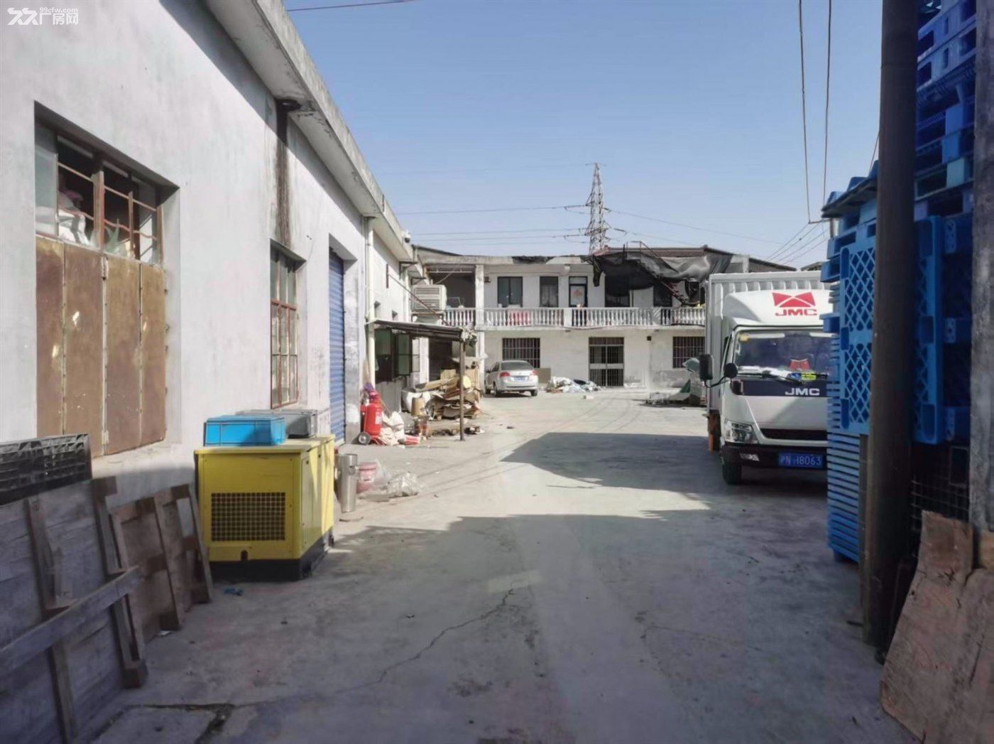 房东出租:黄渡 一楼360平 门口场地可堆放 带办公住宿
