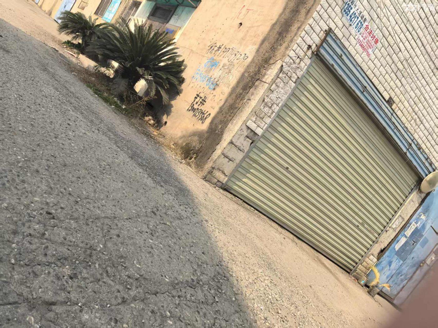 汉口舵落口大市场旁仓库招租