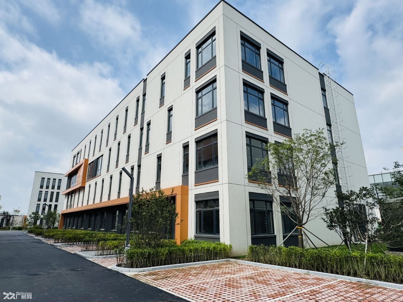 舒适办公 全新高品质厂房现房出售