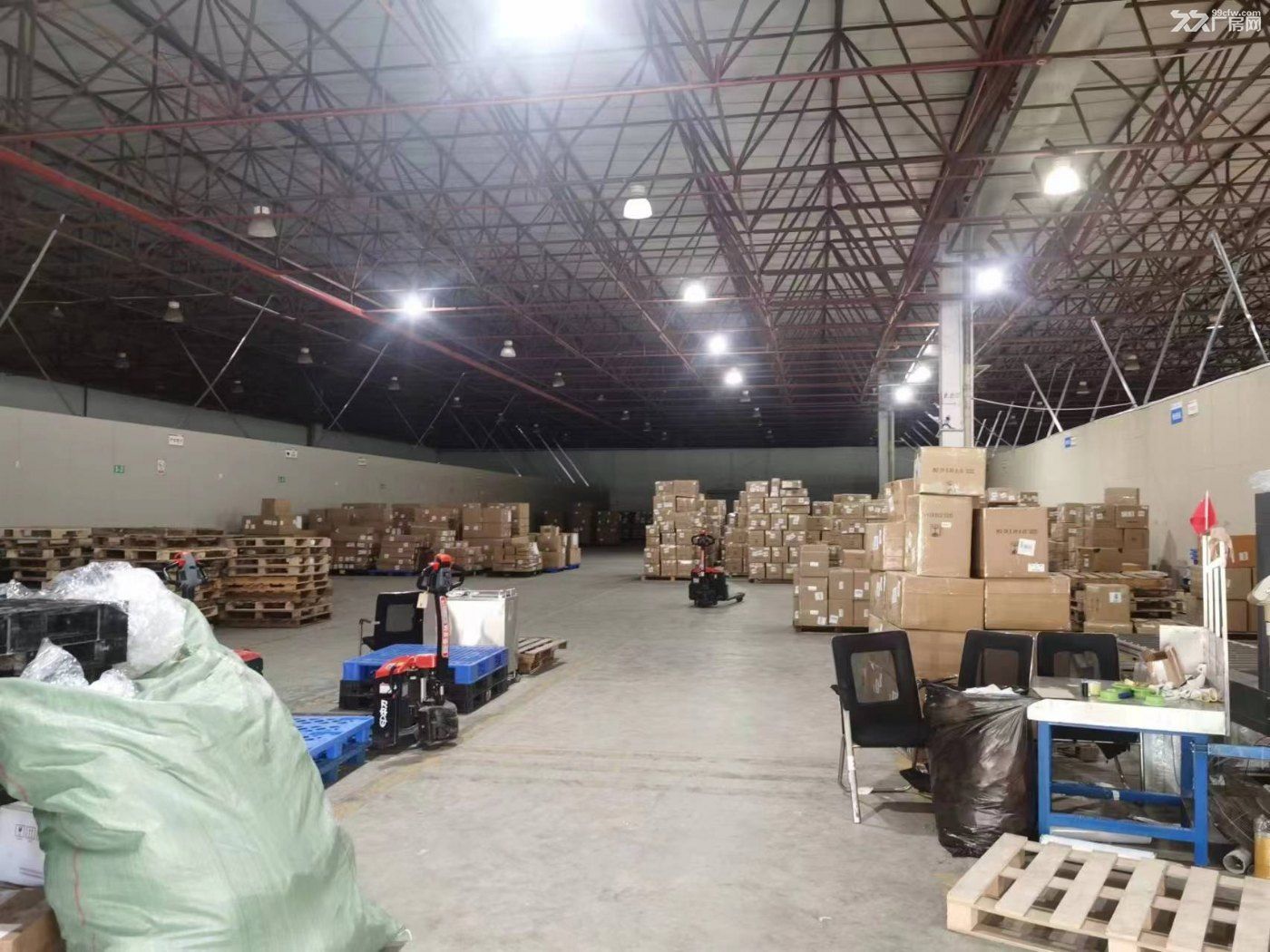 坂田跨境物流园一楼2600平整租 - 6