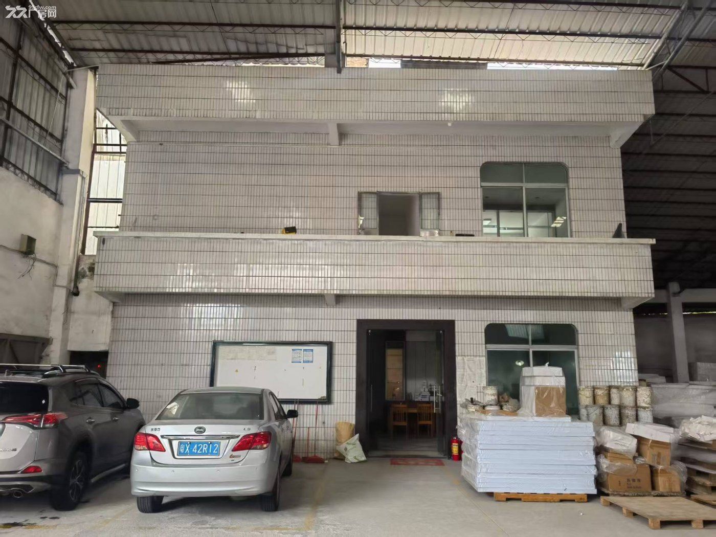 安利2200方厂房放租,,可以安装专用变压器 - 3