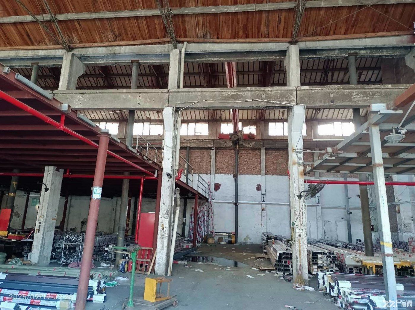 物业出租:招商;沈巷工业区独院3千平方原房东带行车 - 3