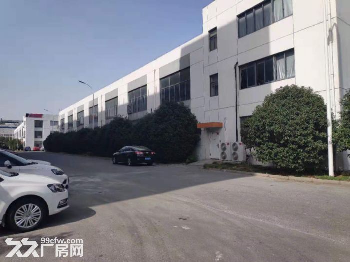 跨塘3300平独栋火车头厂房 精装办公室 环氧地坪